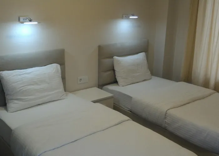 מלון Ena Serenity Butik 3*