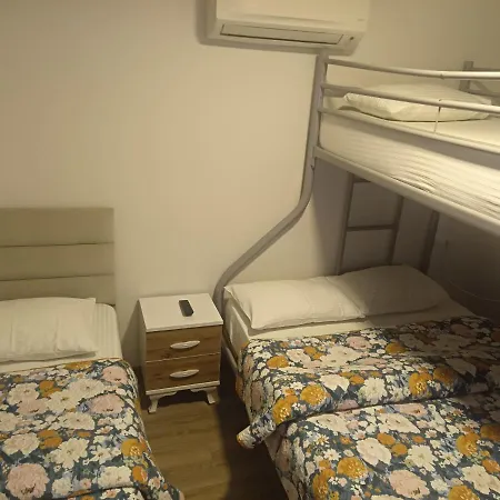 ホテル Ena Serenity Butik セルチュク