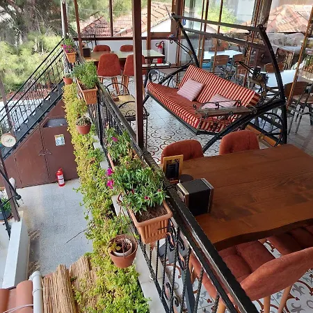 ホテル Ena Serenity Butik